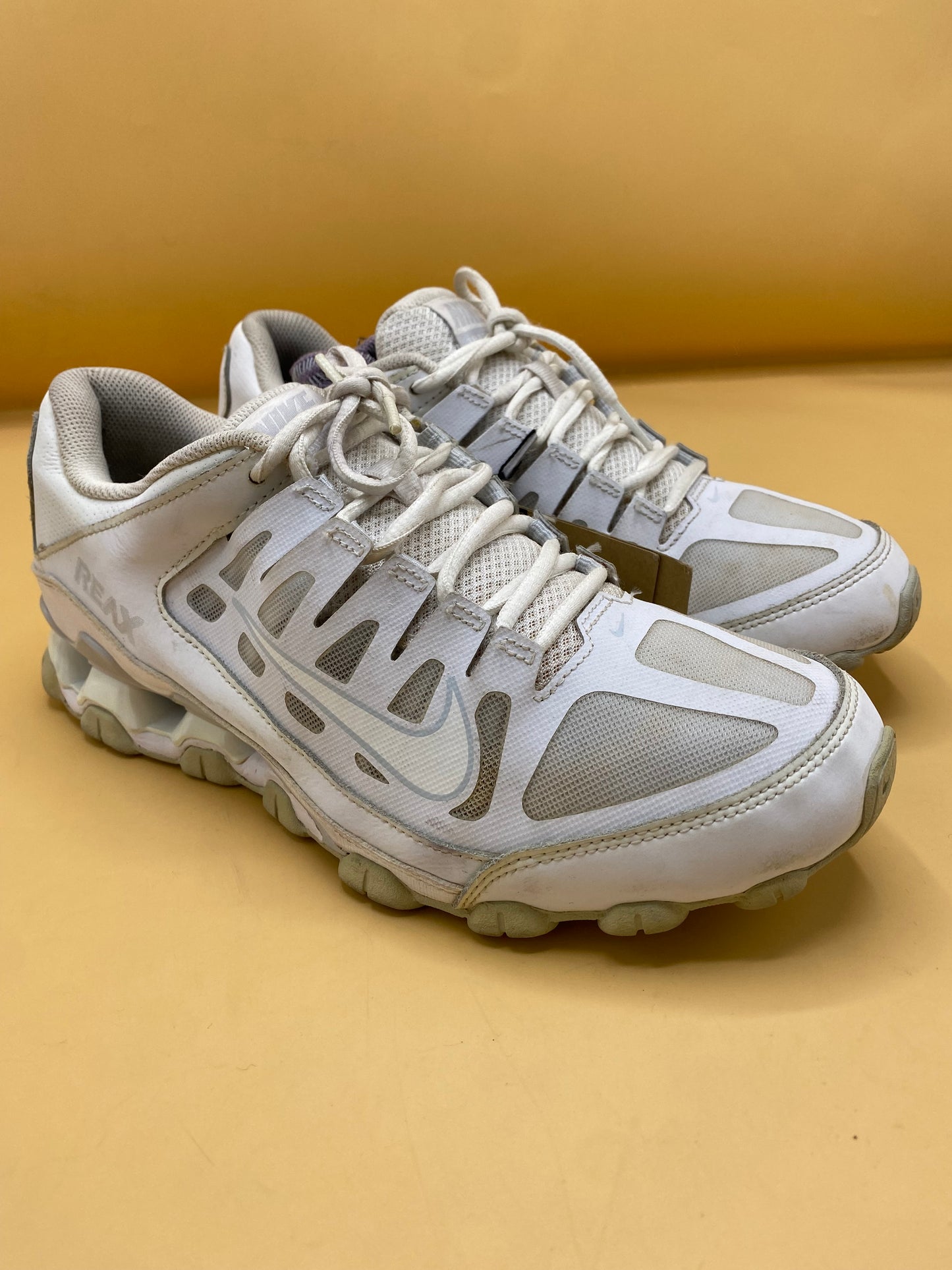 Nike Reax 8 TR Mesh Leather Shoes