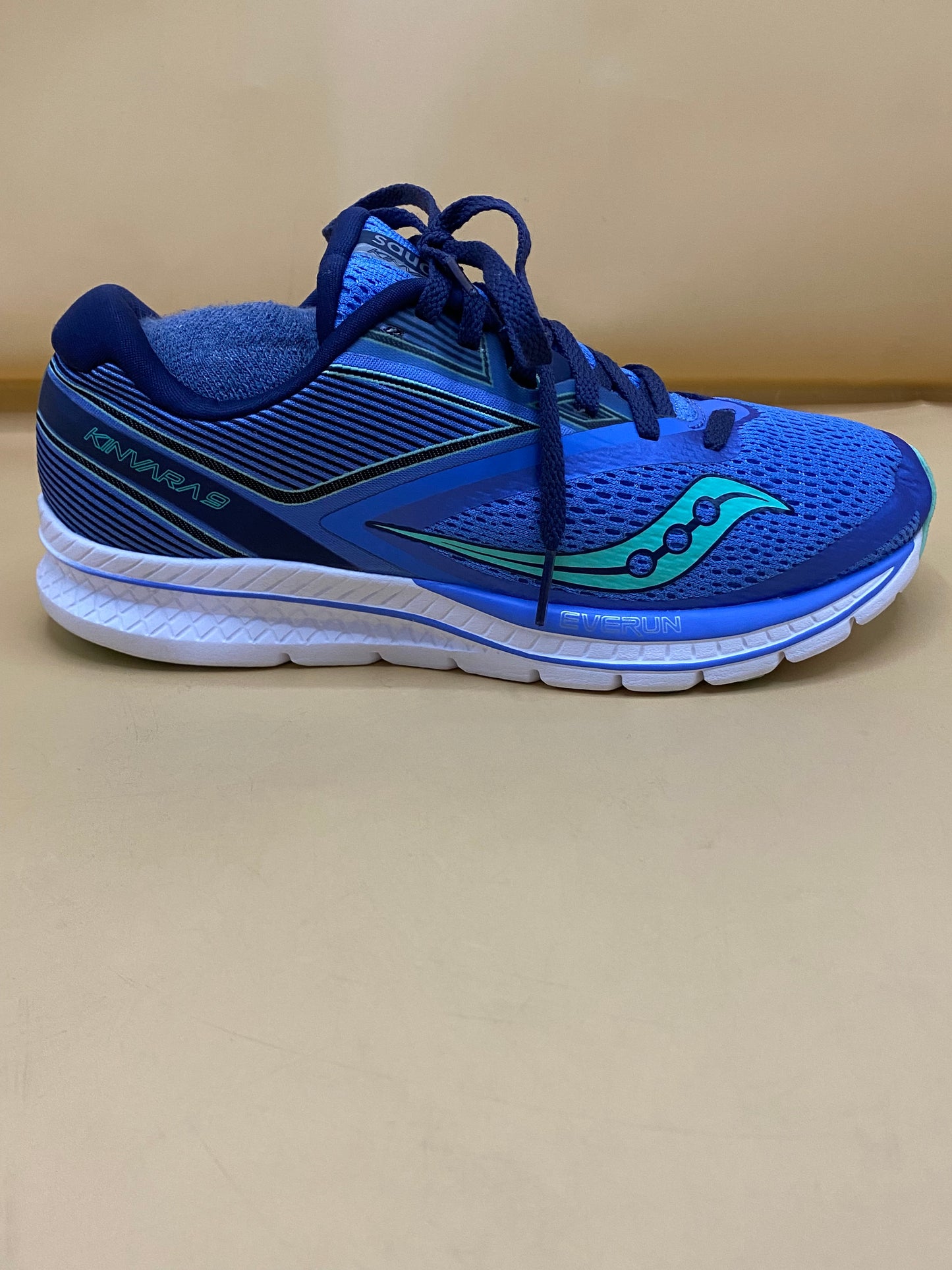 Saucony Kinvara 9 Womens Running Shoes
