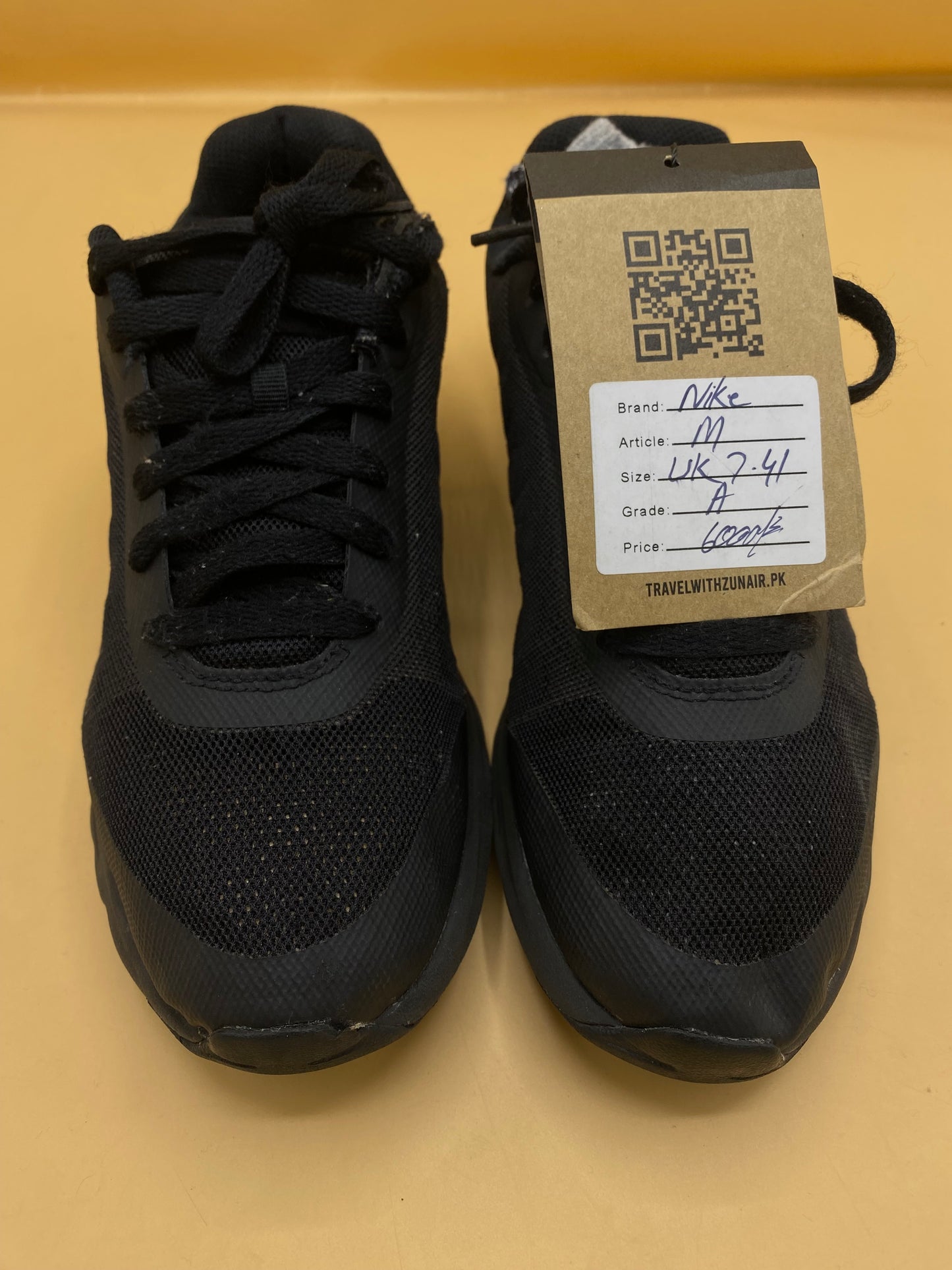 Nike Air Max Invigor Trainers Men’s