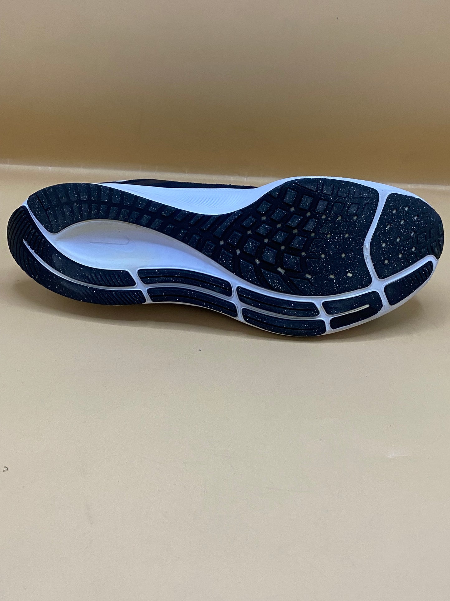 Soft foam black and white Nike