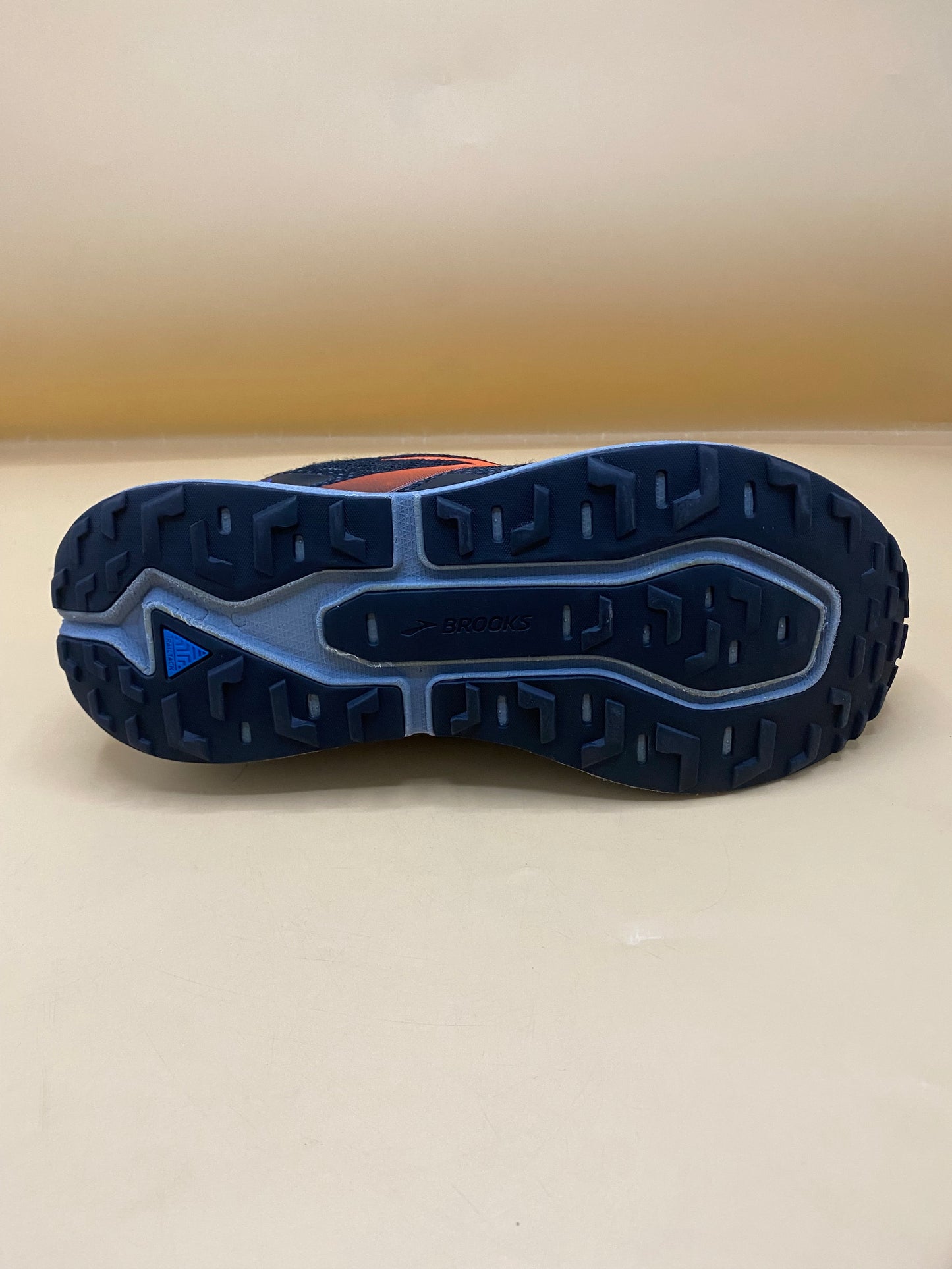 Brooks Caldera 5 Black/Blue/Orange Trail