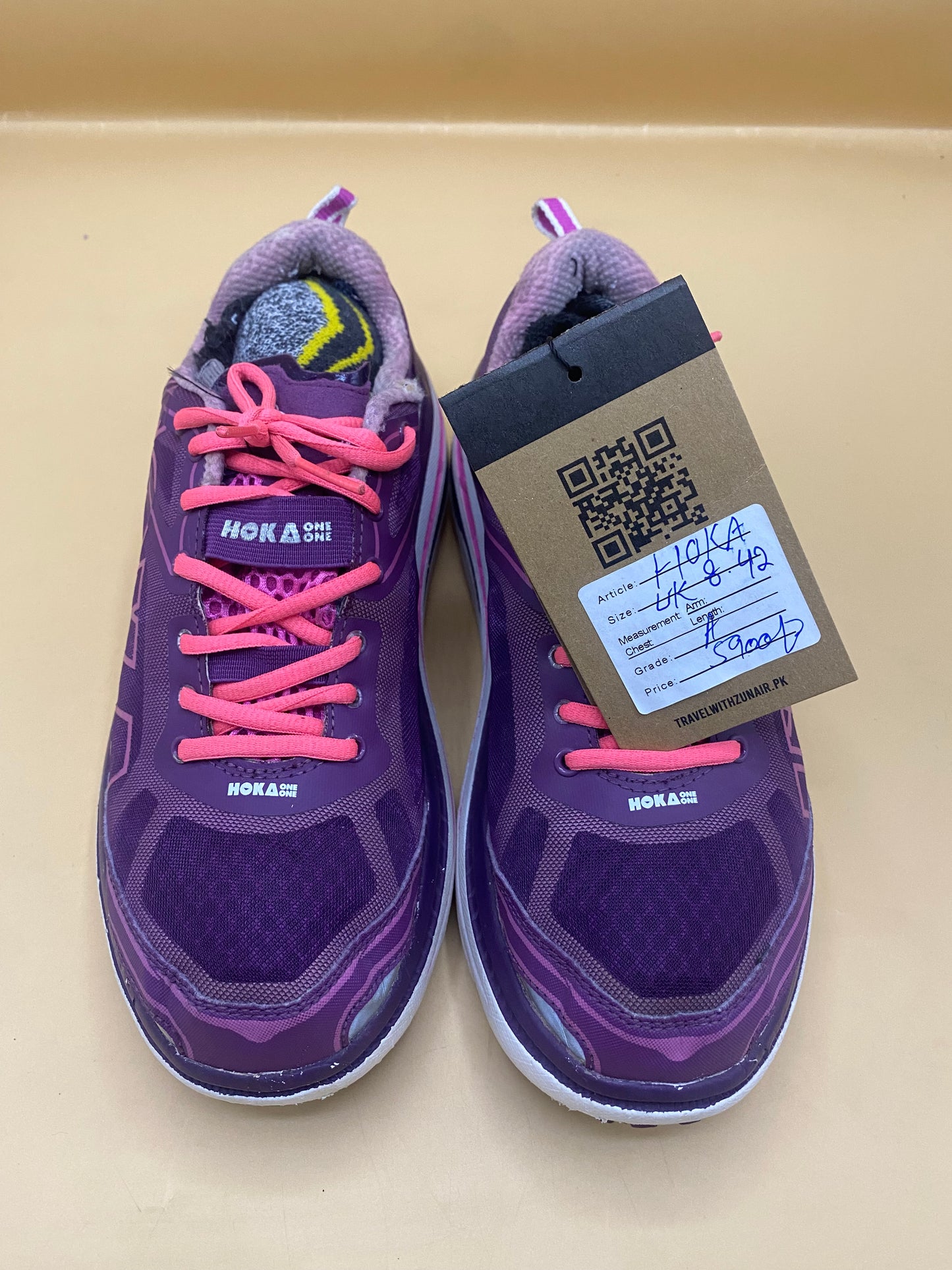 Women Hoka one bondi 3 running shoes