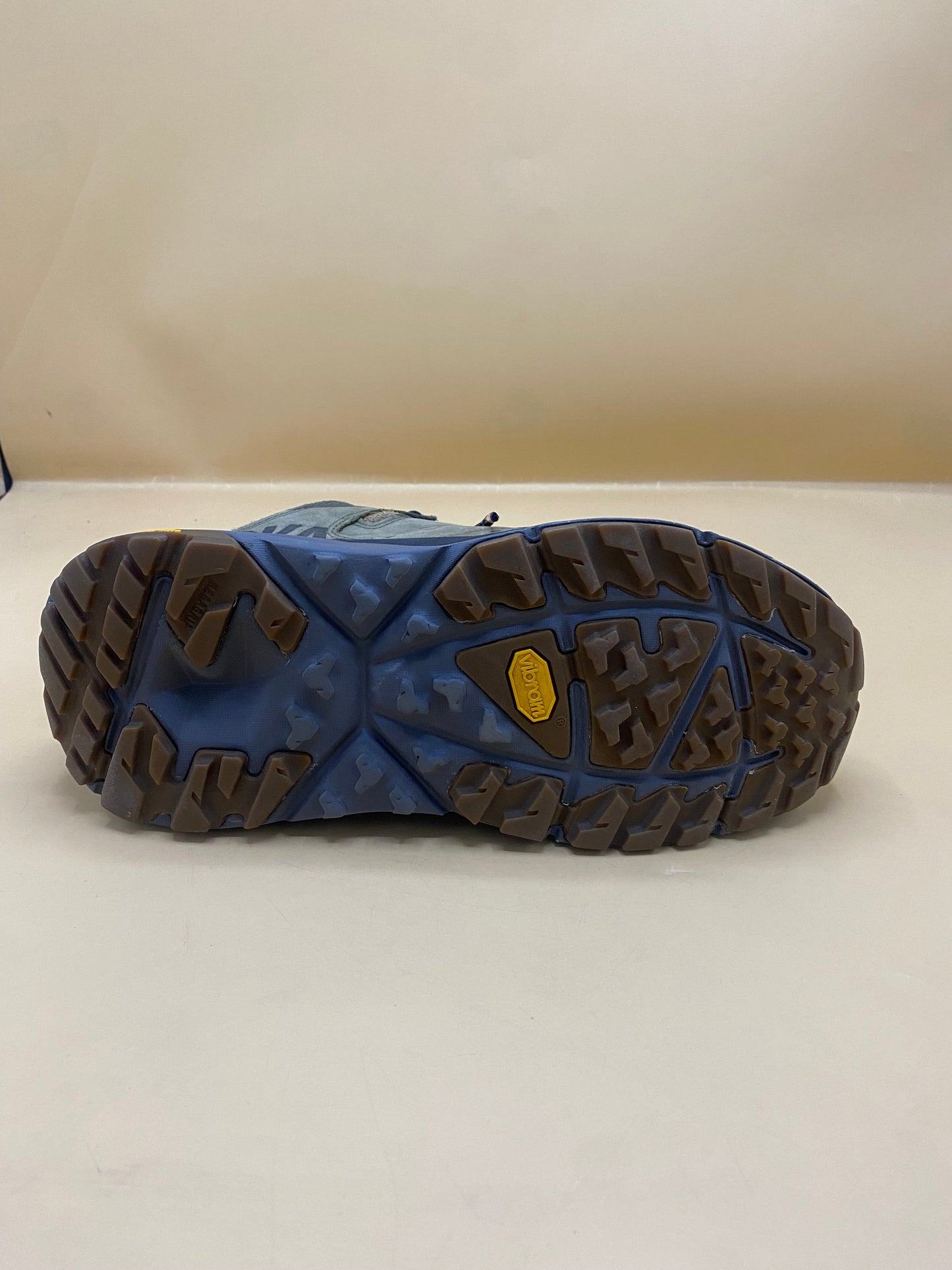 Hoka One One Kaha Low Gore-Tex x Bodega Martini Olive Almond