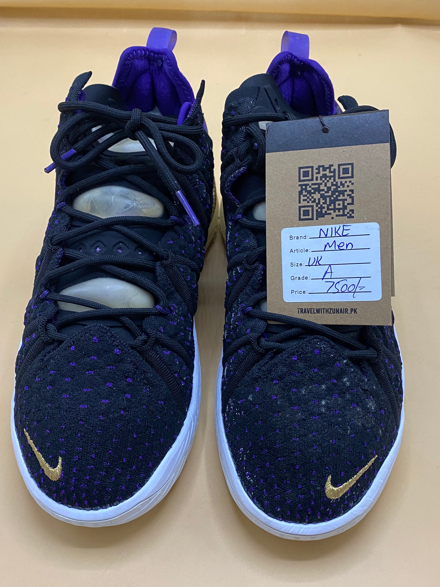 NIKE LEBRON 19 NEW LAKERS BLACK METALLIC GOLD COURT PURPLE WHITE