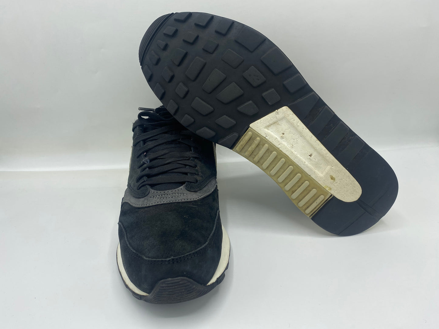 Nike Air Odyssey Gym Black White Suede