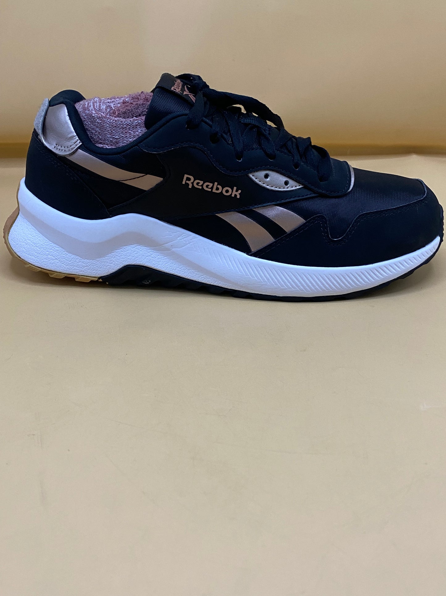 Reebok Black/ Pink unisex