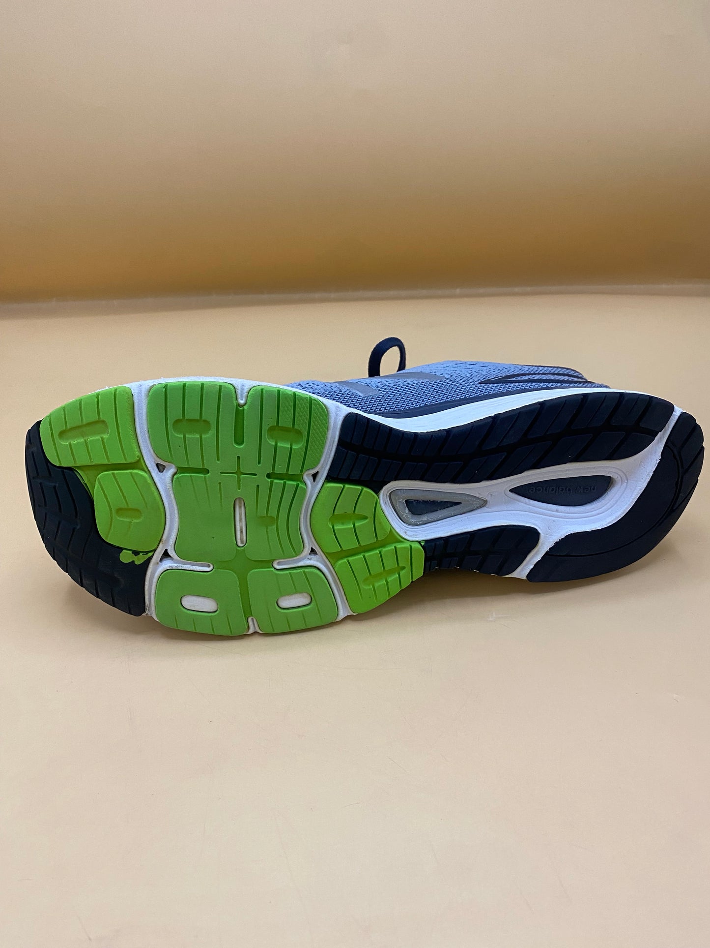 New Balance Womens Shoes 880 V9