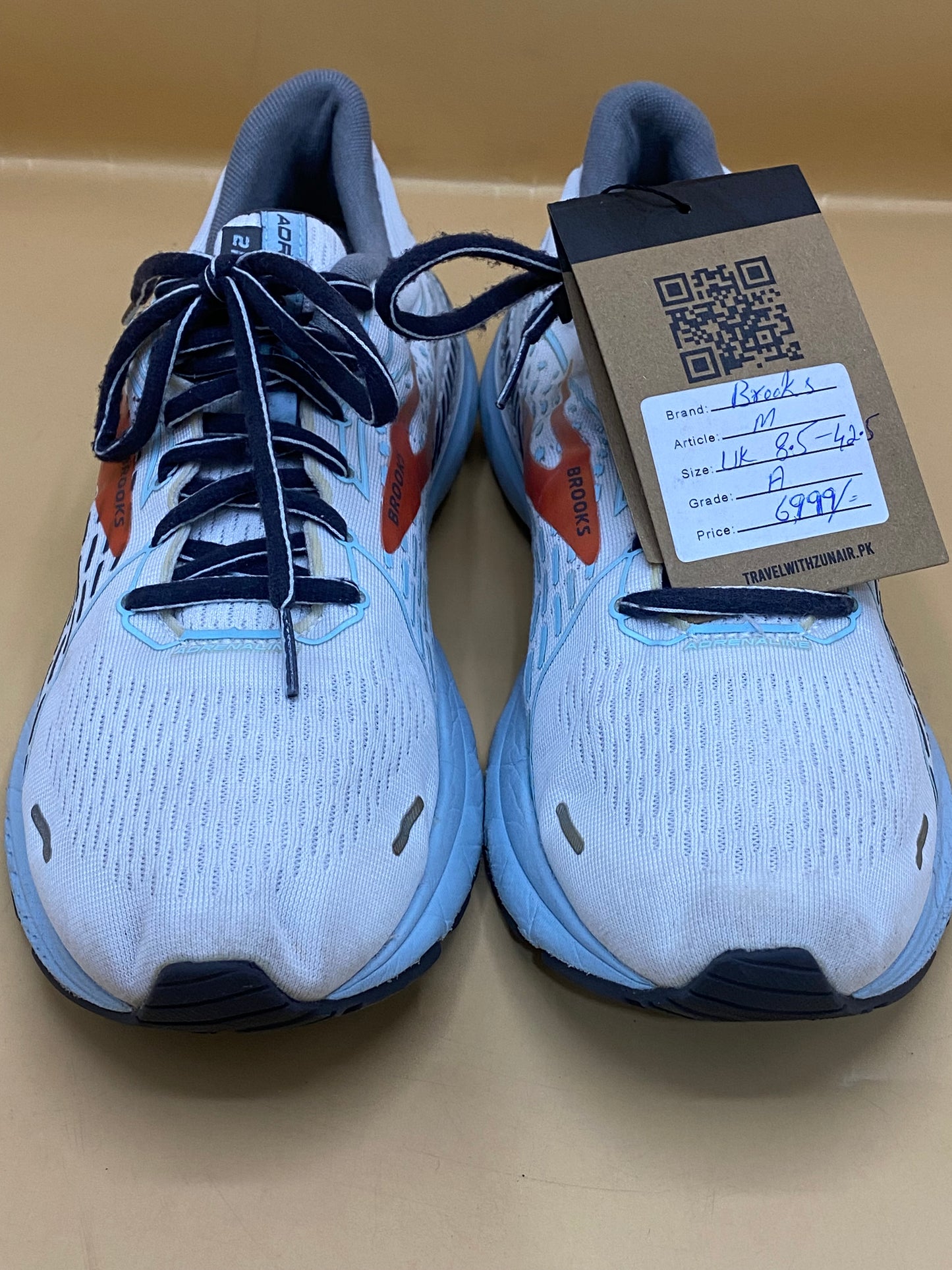 Brooks white and sky blue