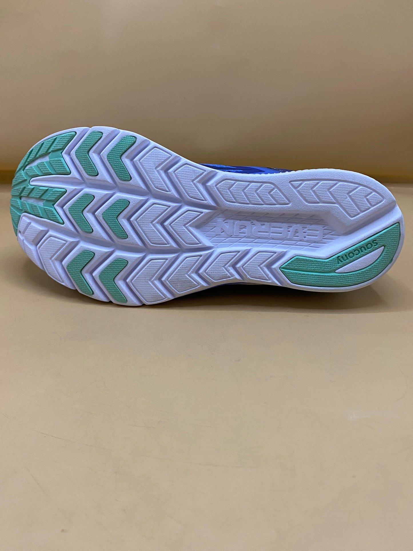 Saucony Kinvara 9 Womens Running Shoes