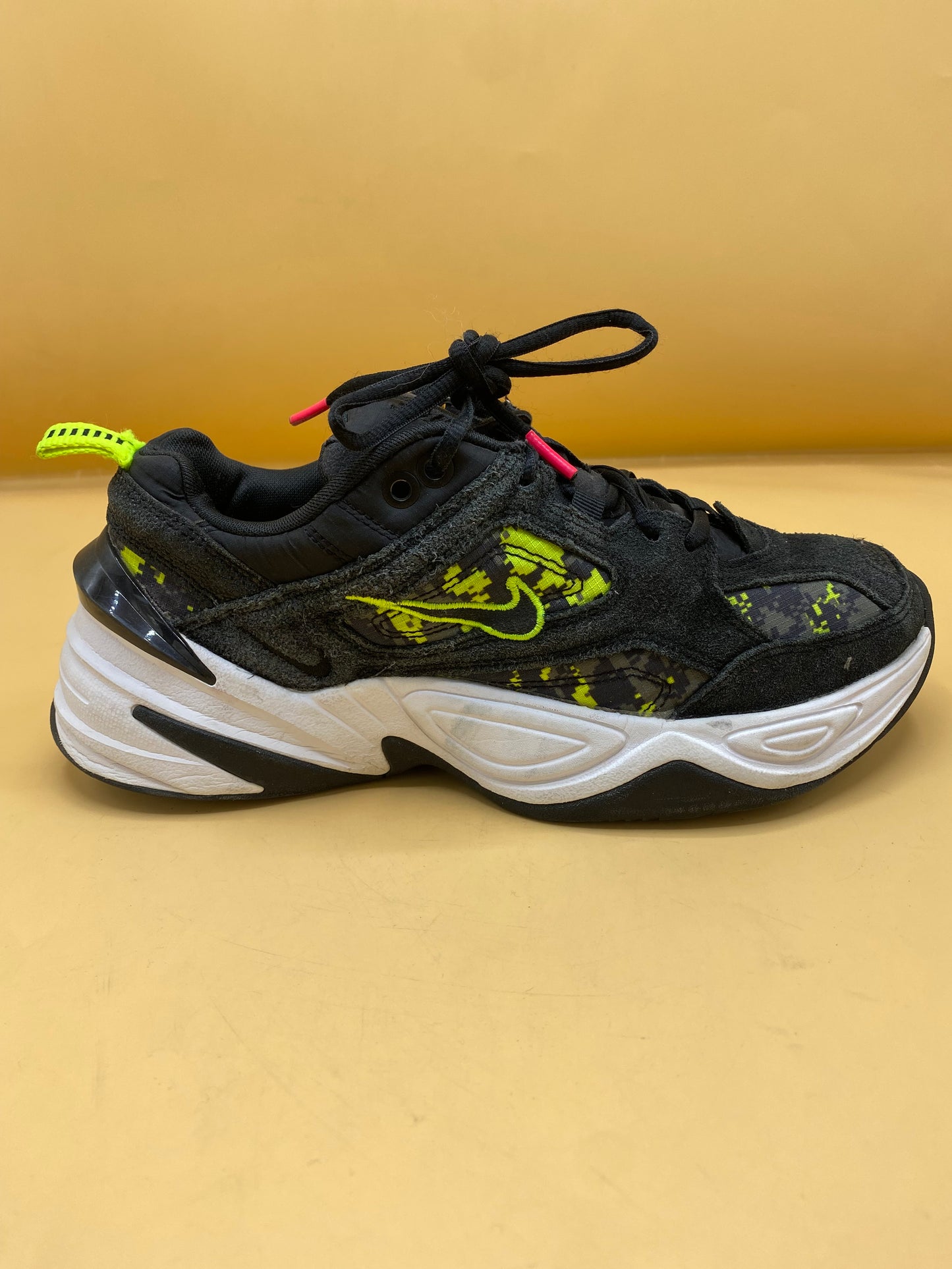 NIKE BLACK TRAINERS 4 GREEN ANTHRACITE