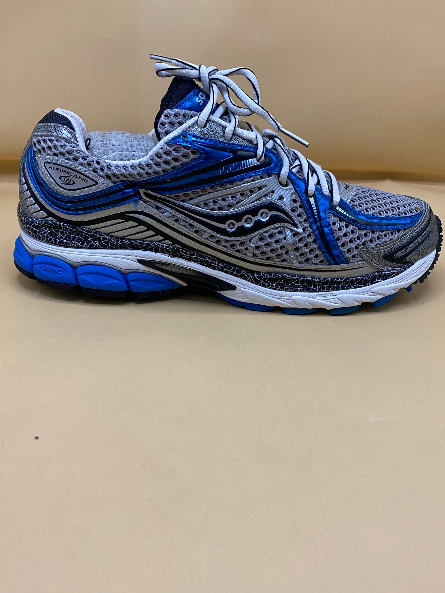 NEW Saucony Echelon 3 men Us 7 Medium Running Shoes Grey Black Blue