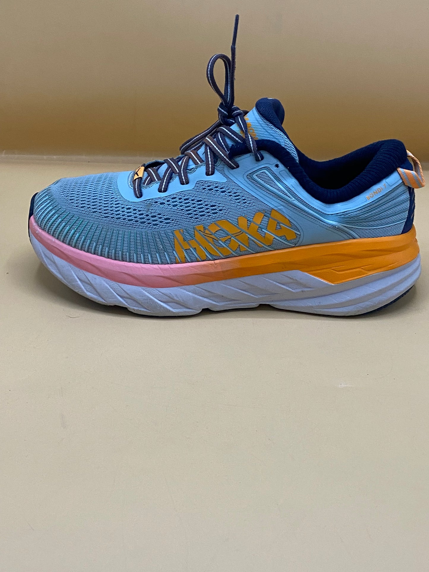 Hoka women 7