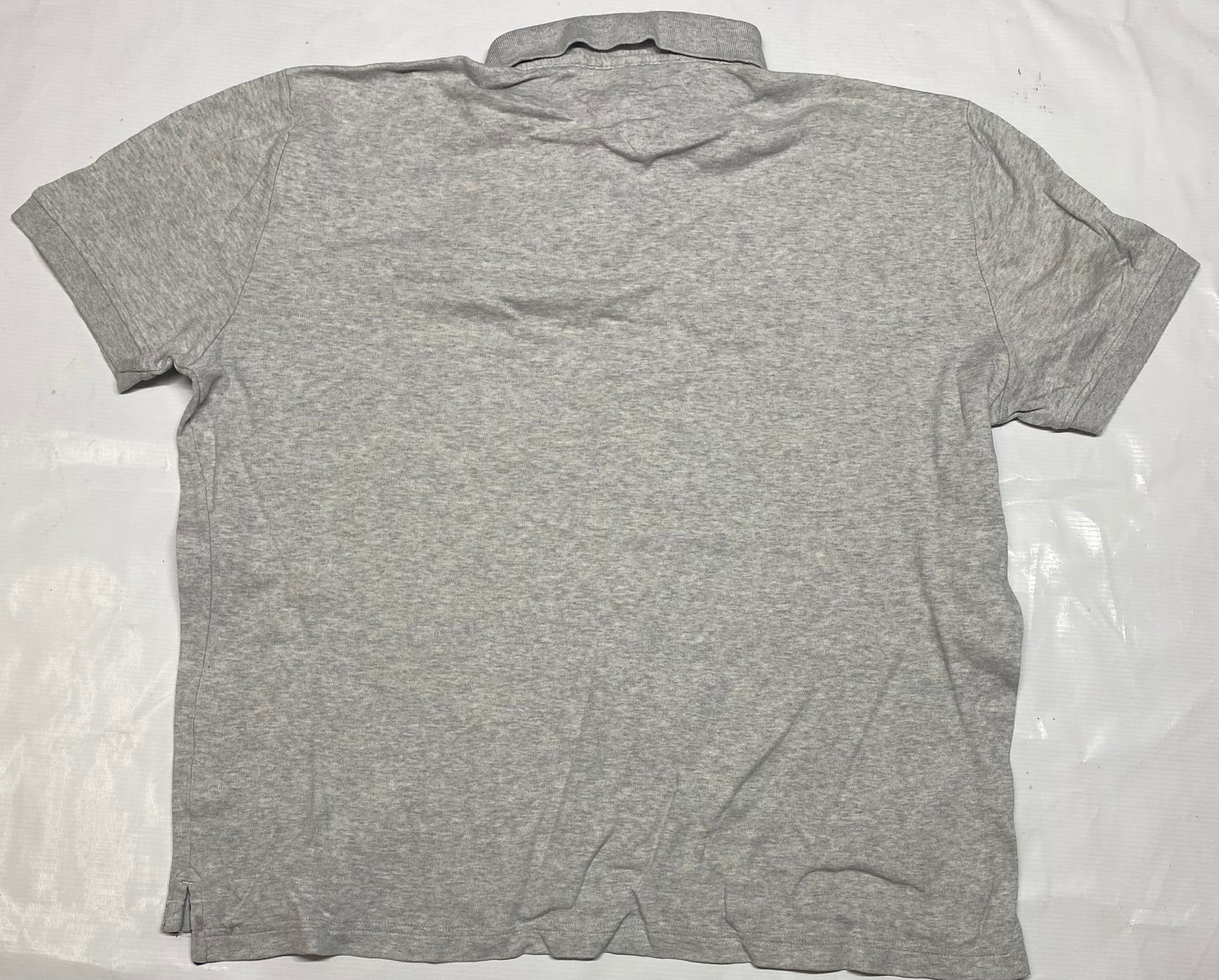 Tommy Hilfiger Men's Grey T-Shirt
