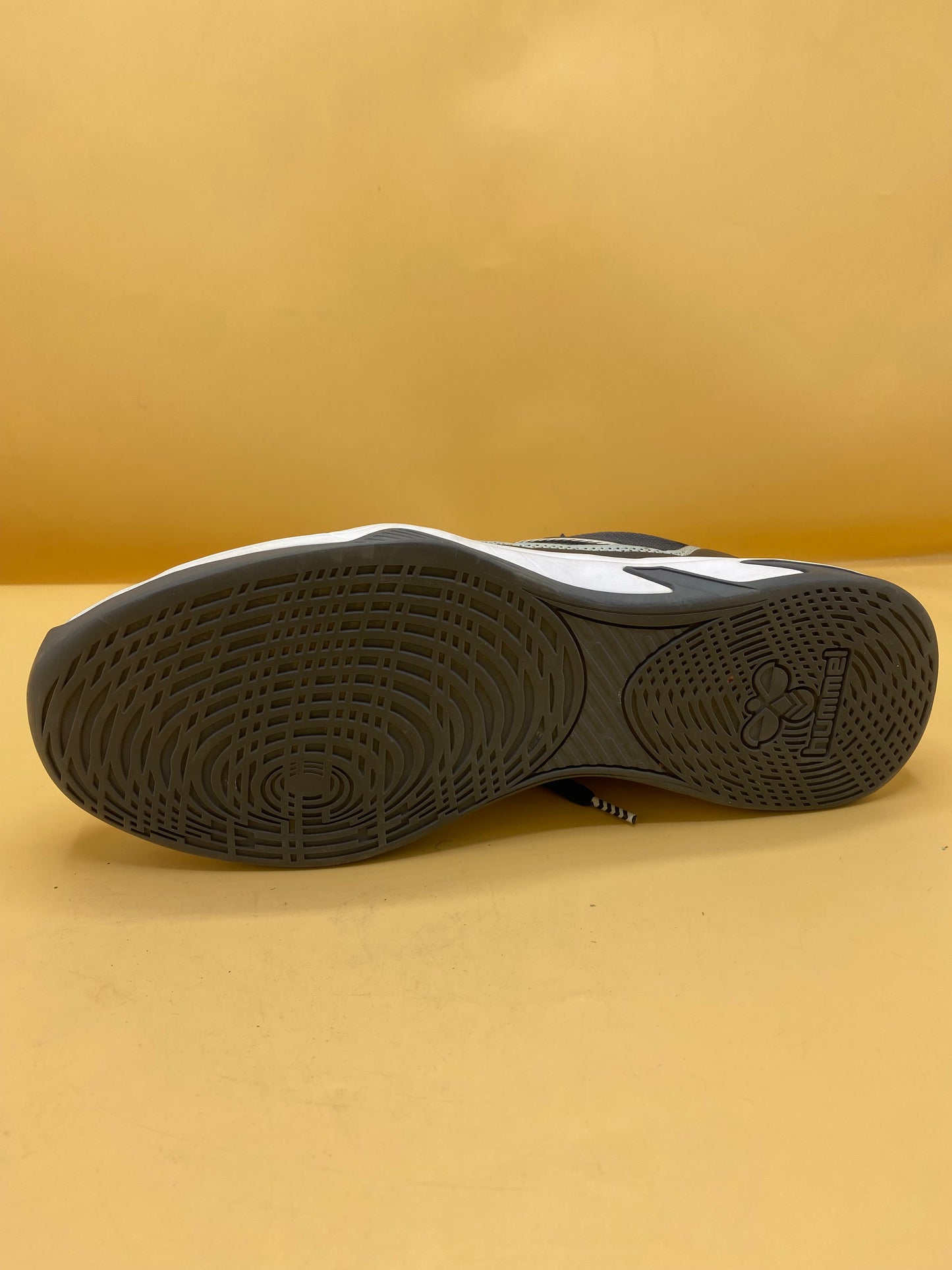 Hummel Aero Team 2.0, Chaussures