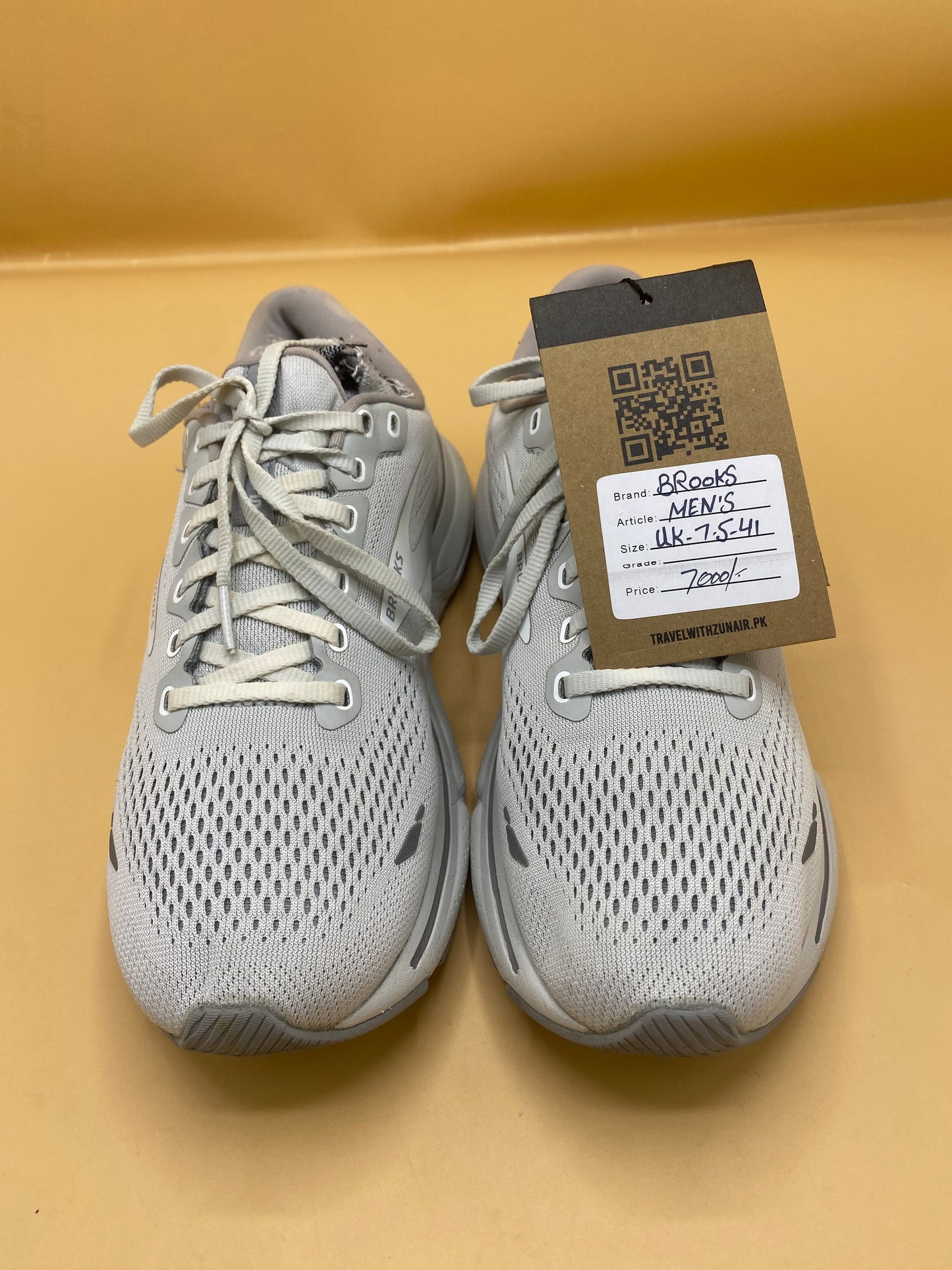 BROOKS GHOST 15