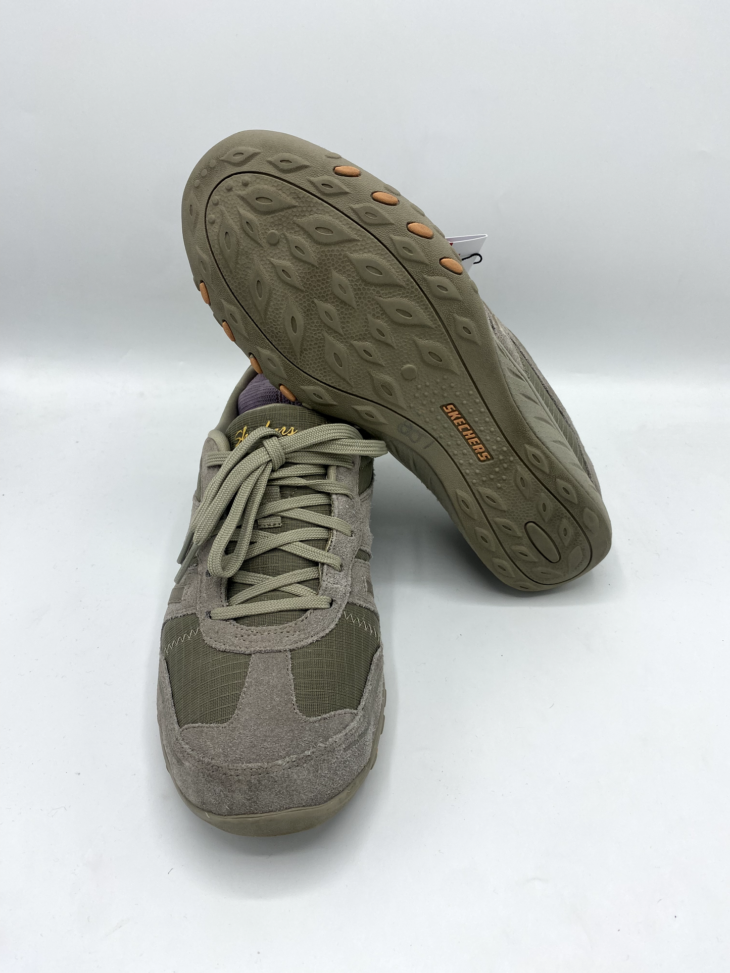 SKECHER SHOE TAUPE