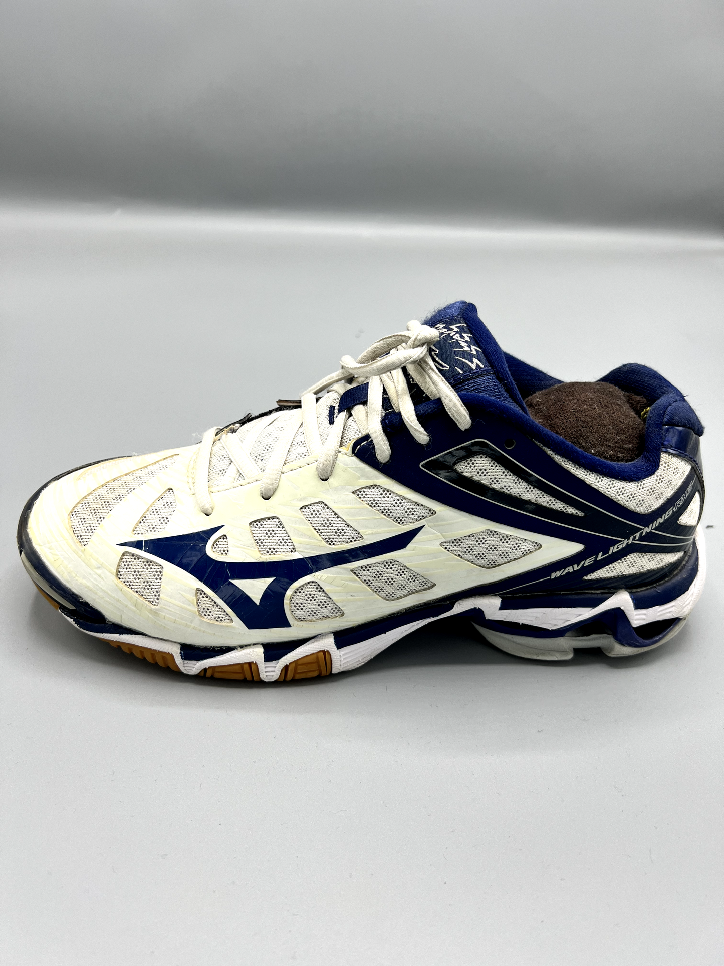 Mizuno Wave Lightining