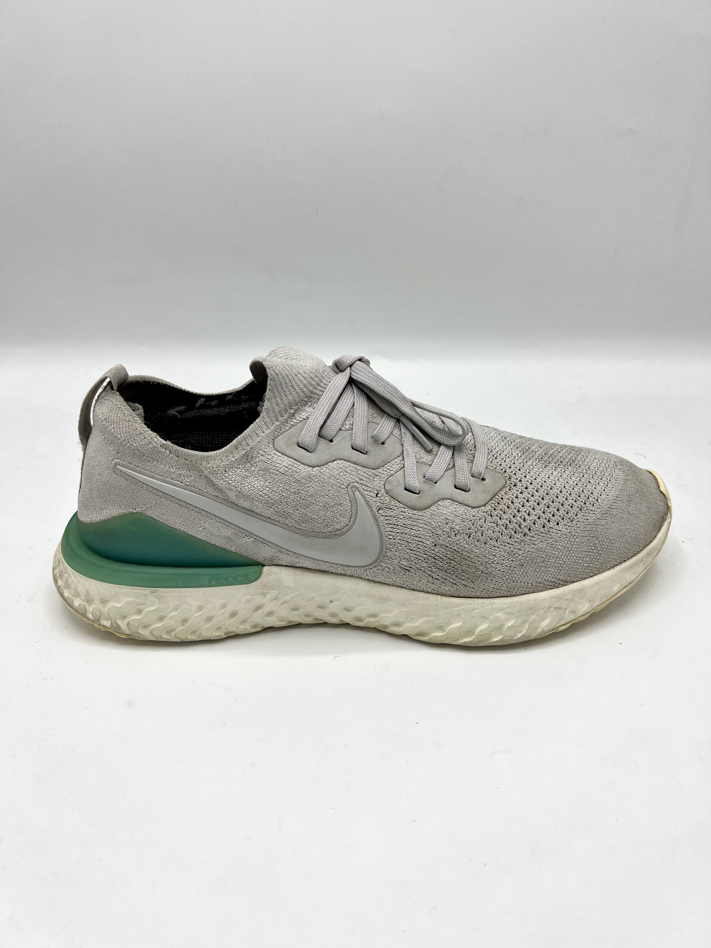 NIKE EPIC REACT FLYKNIT 2