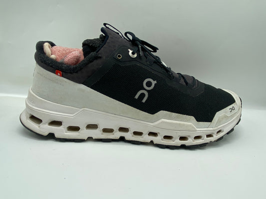 Cloudultra On Running Sneakers | black/white