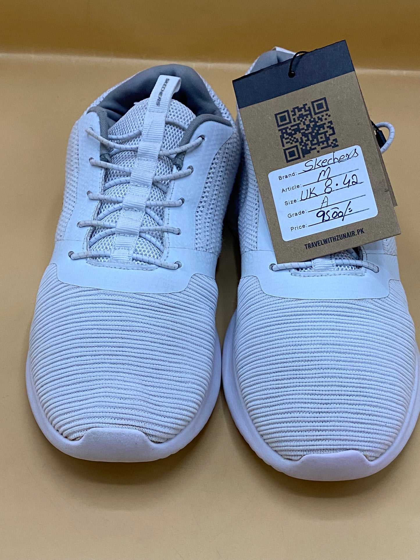 Skechers White Men free Running