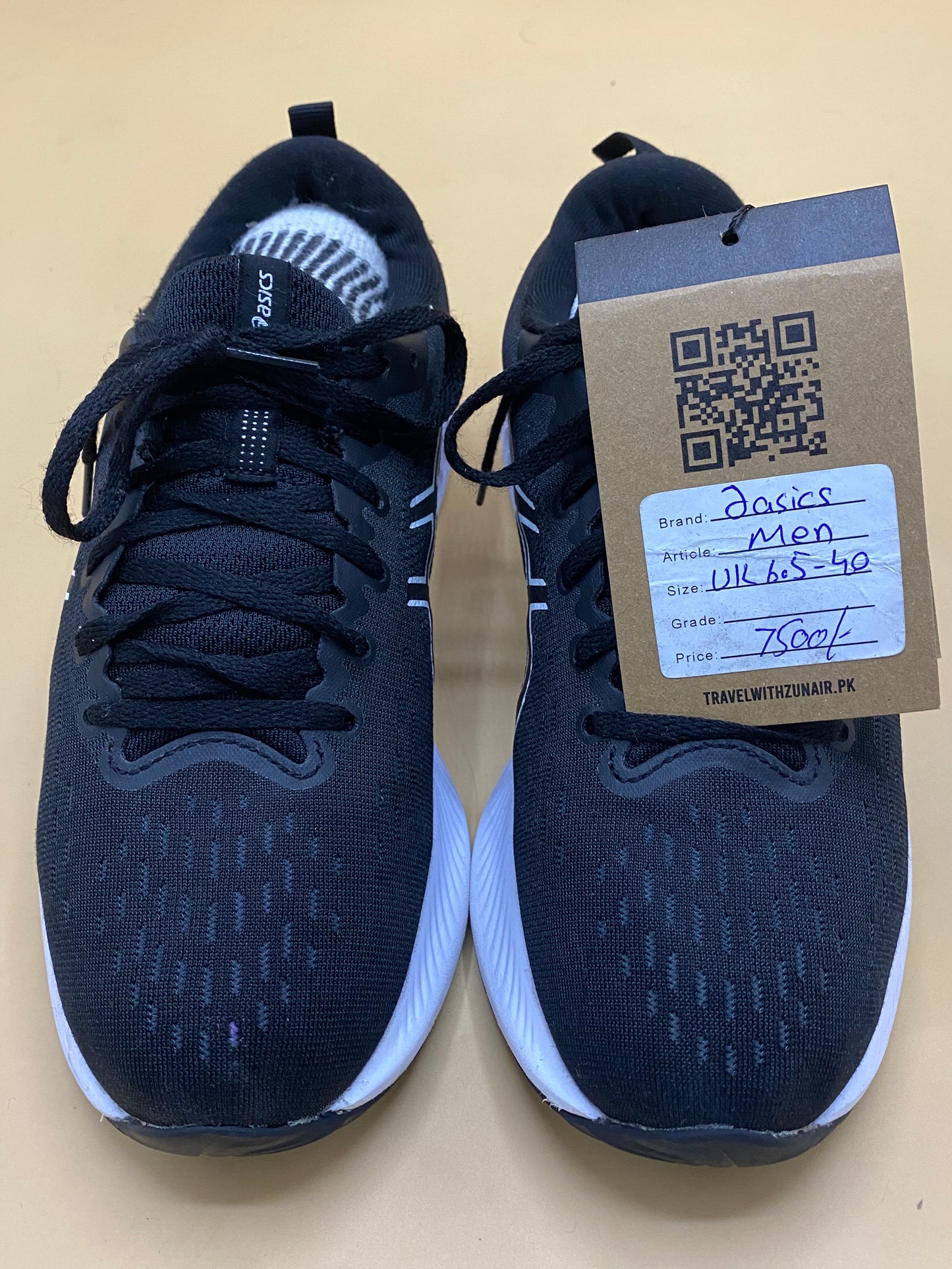 ASICS® WIDE GEL-Excite 10 Running Shoes in Black/White