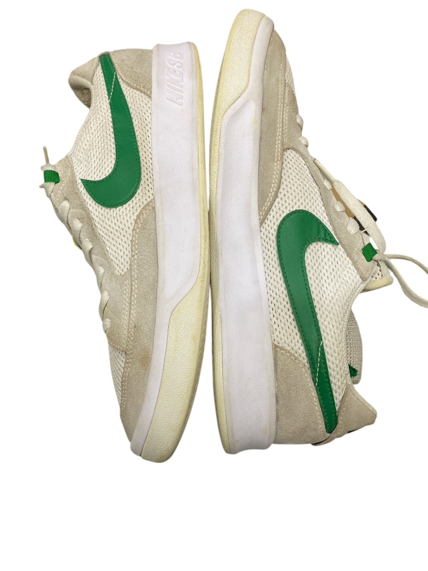 Nike Adversary SB White Pine Green
