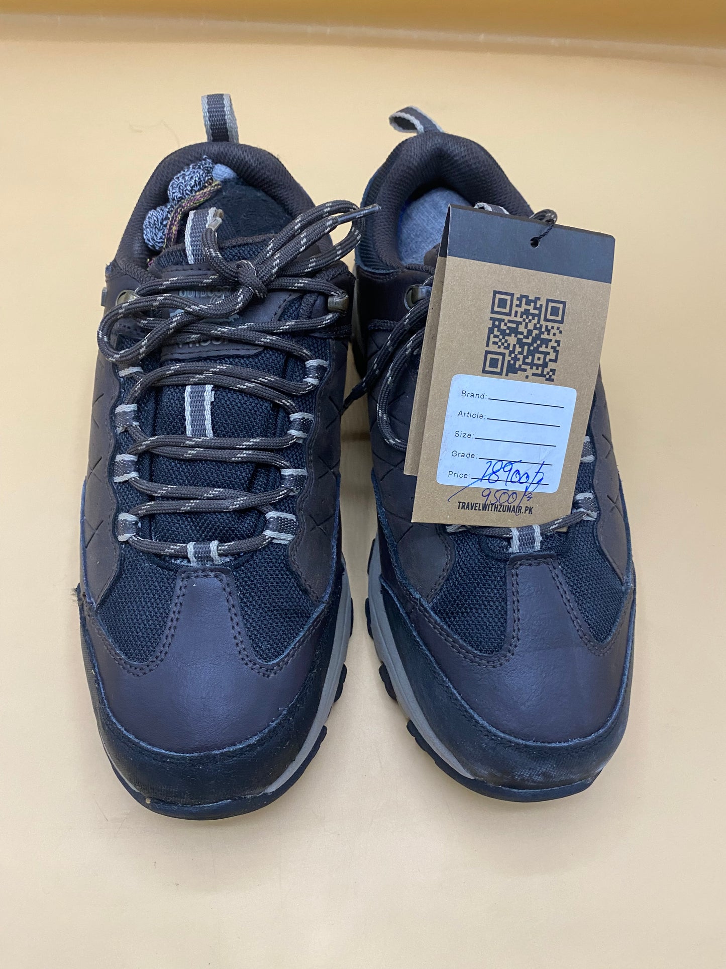Skechers Waterproof Trainer’s black