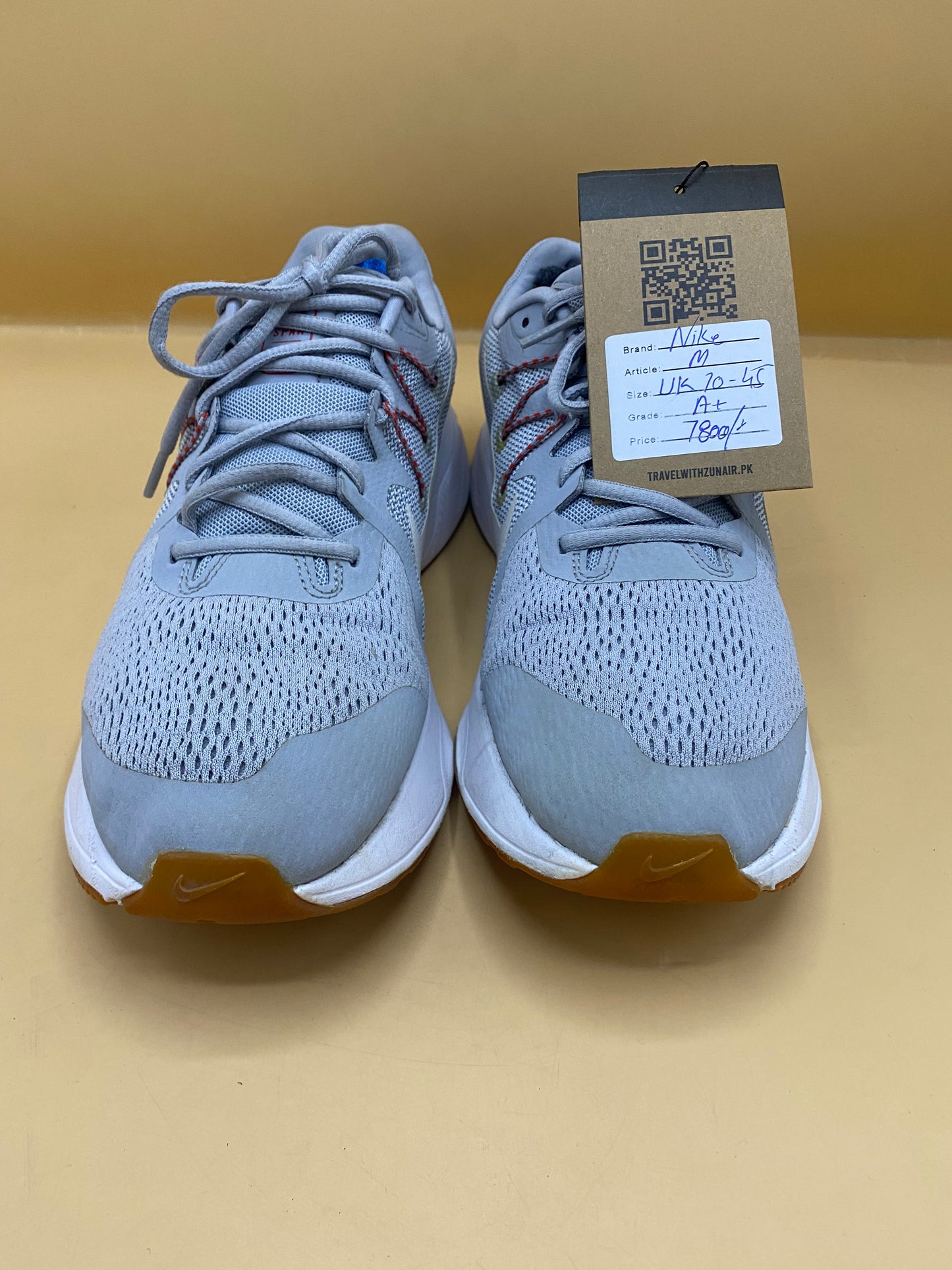 Nike zoom span 3 running shoes