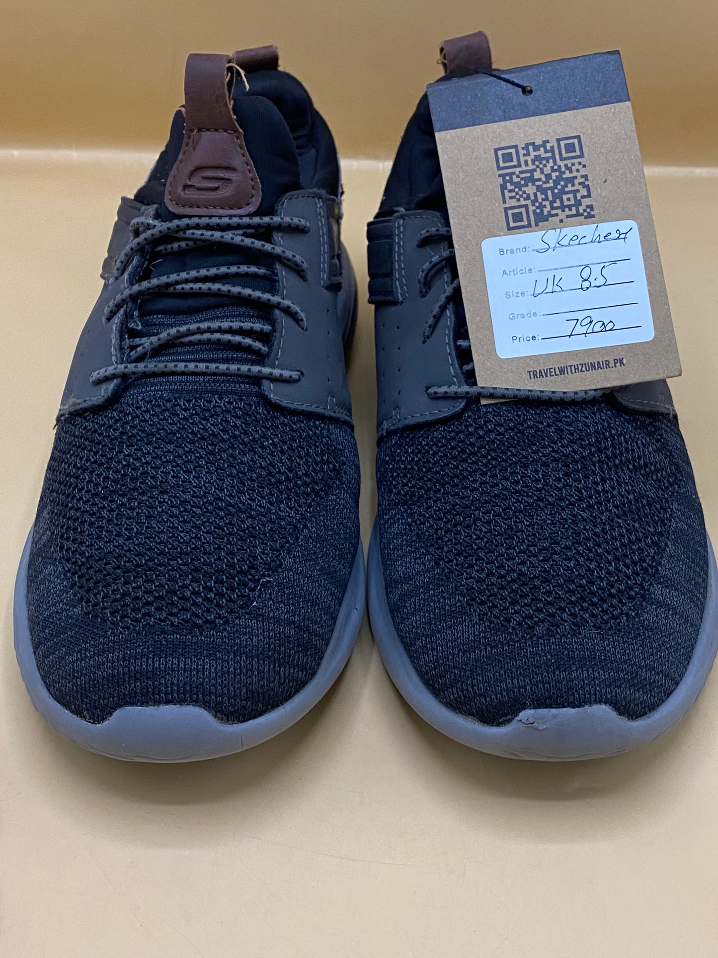 Sketchers Black/Gray Men
