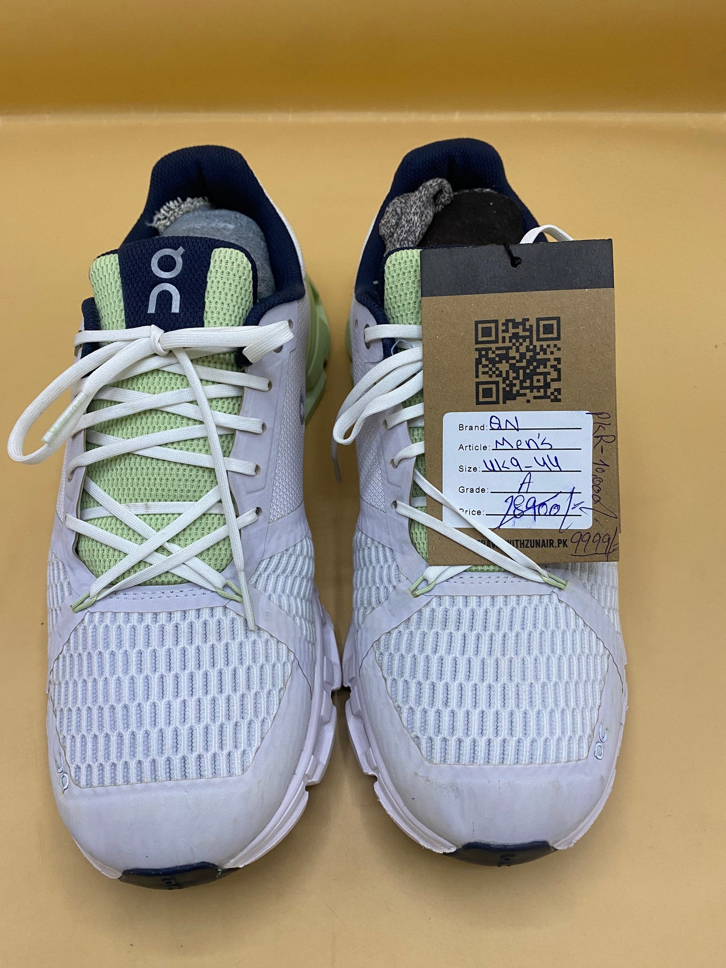 ON Cloudflyer Running Shoes Sneakers Lavender/Meadow
