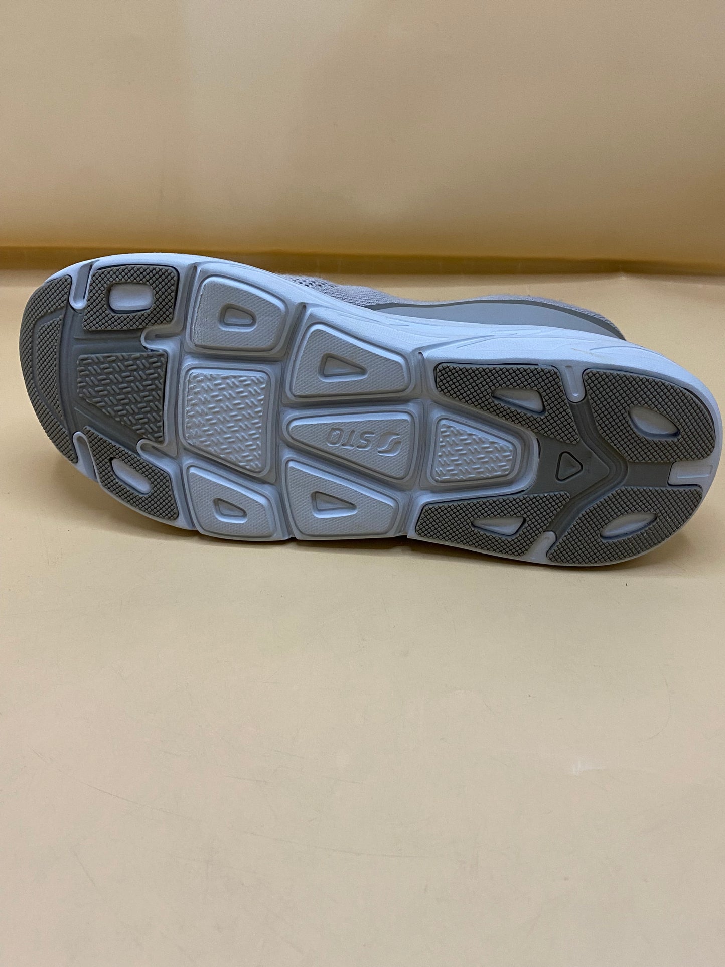 STQ Slip on Sneakers Walking Shoes with Arch Support Memory Foam