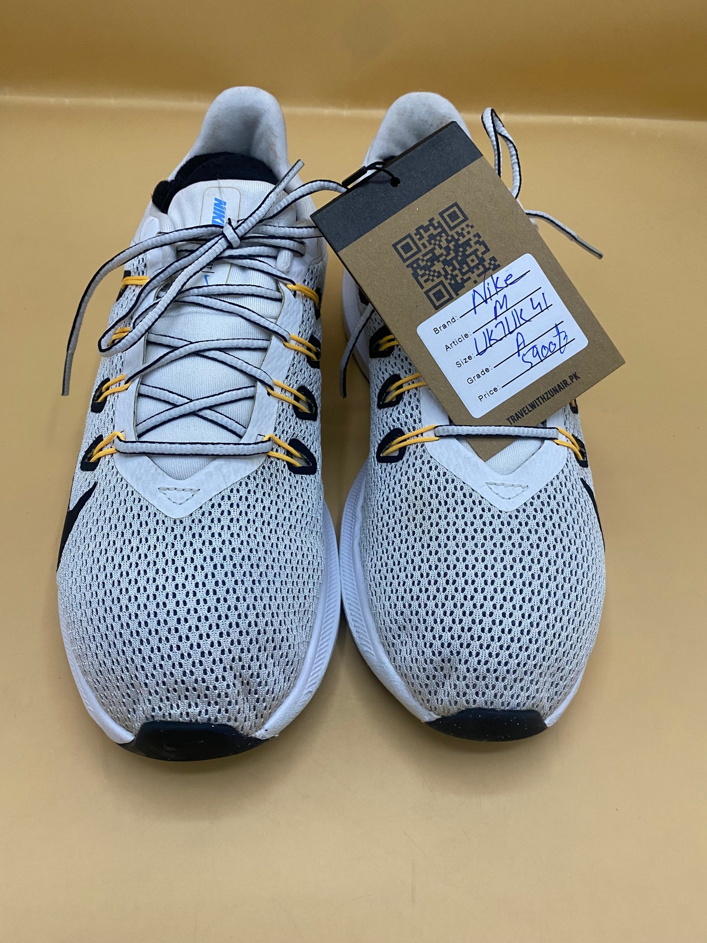 Nike men’s quest 2 athletic shoes