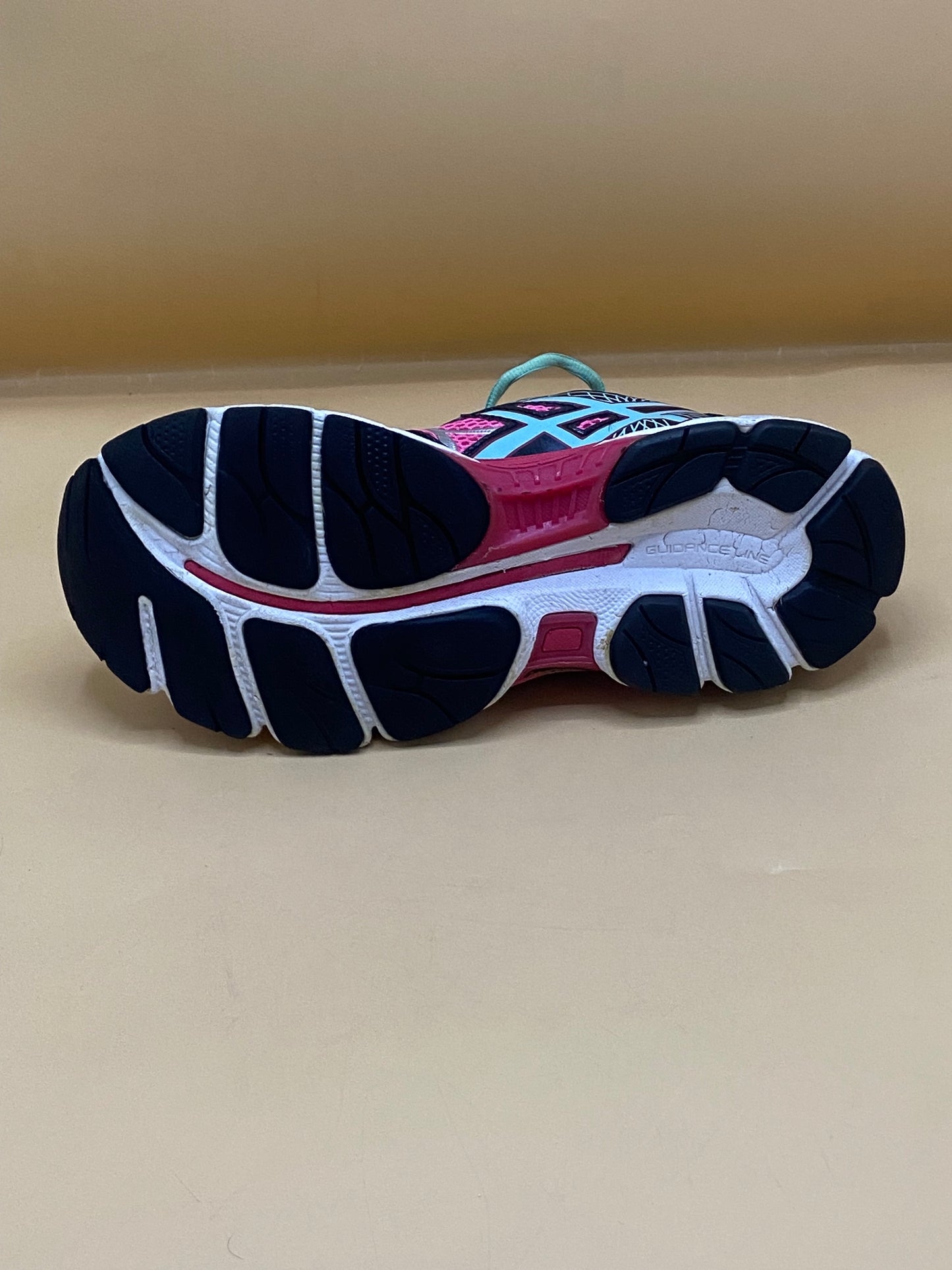 ASICS numben gel