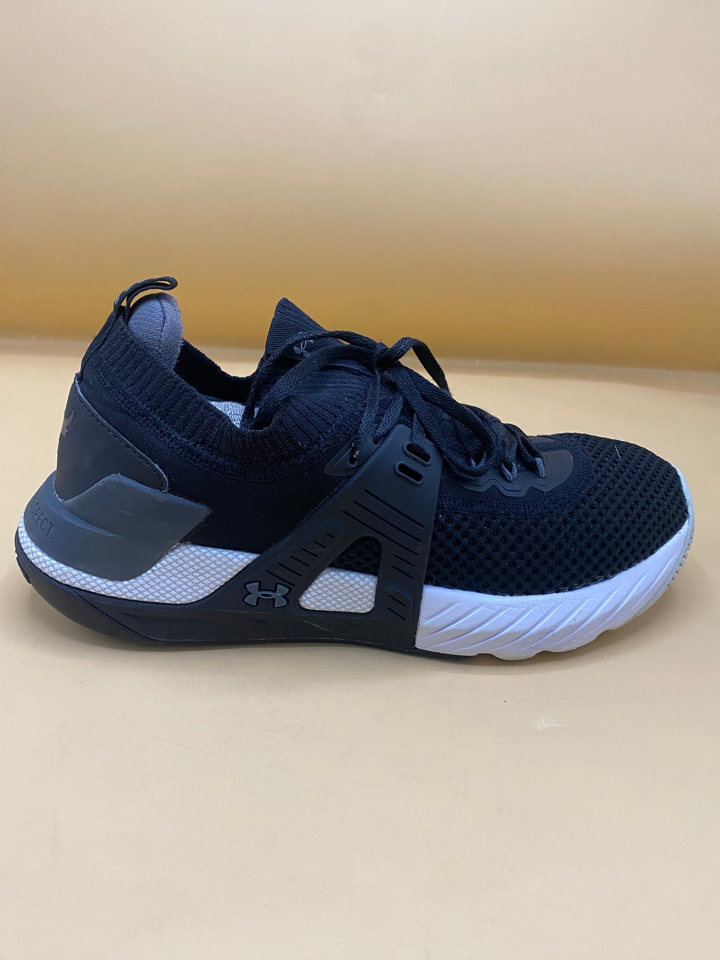 Under armour black and white