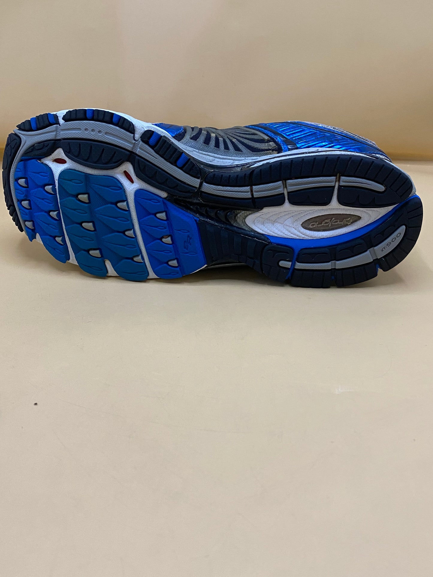 NEW Saucony Echelon 3 men Us 7 Medium Running Shoes Grey Black Blue
