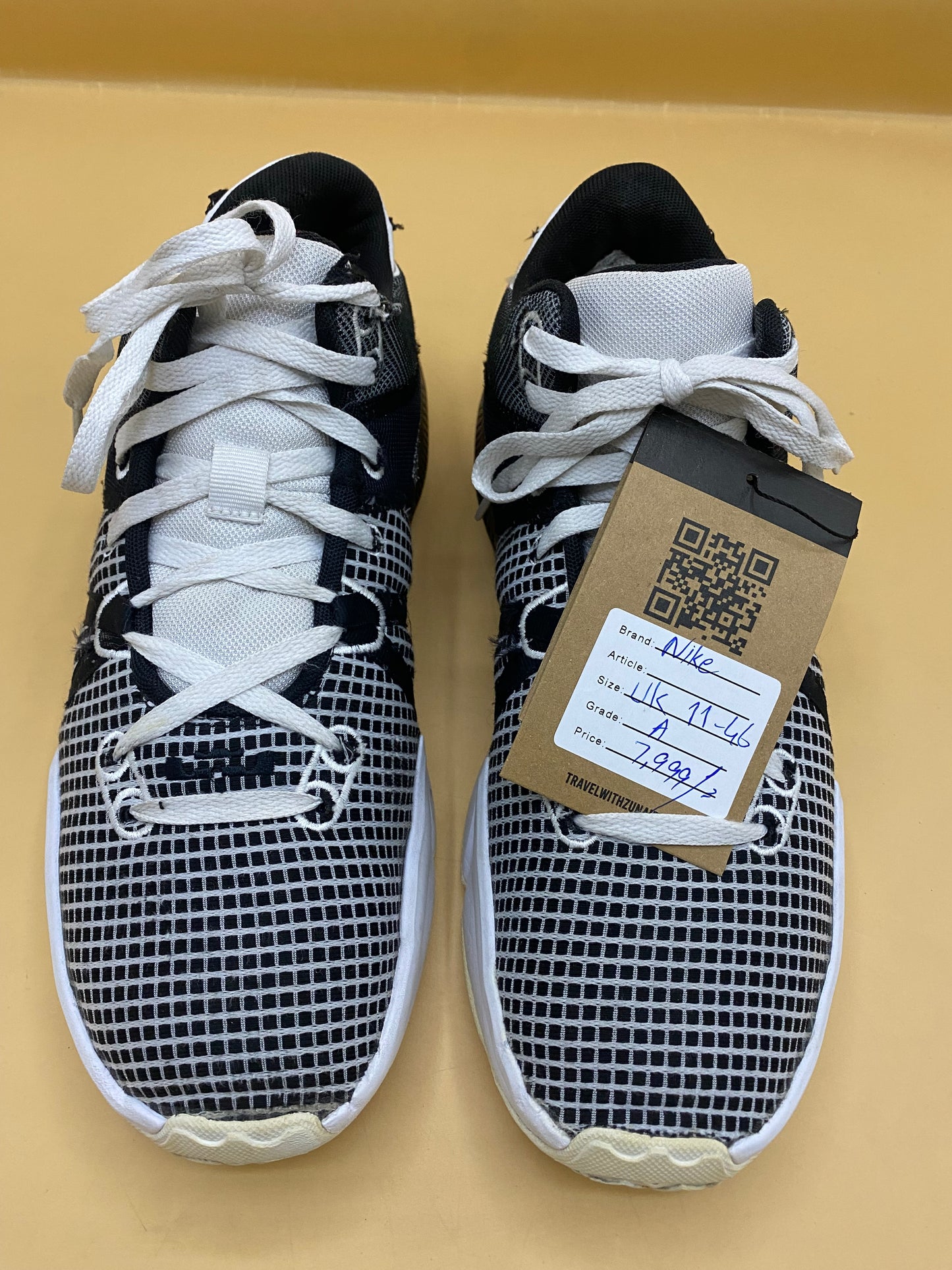 Nike Lebron Witness VII 7 Black White Silver