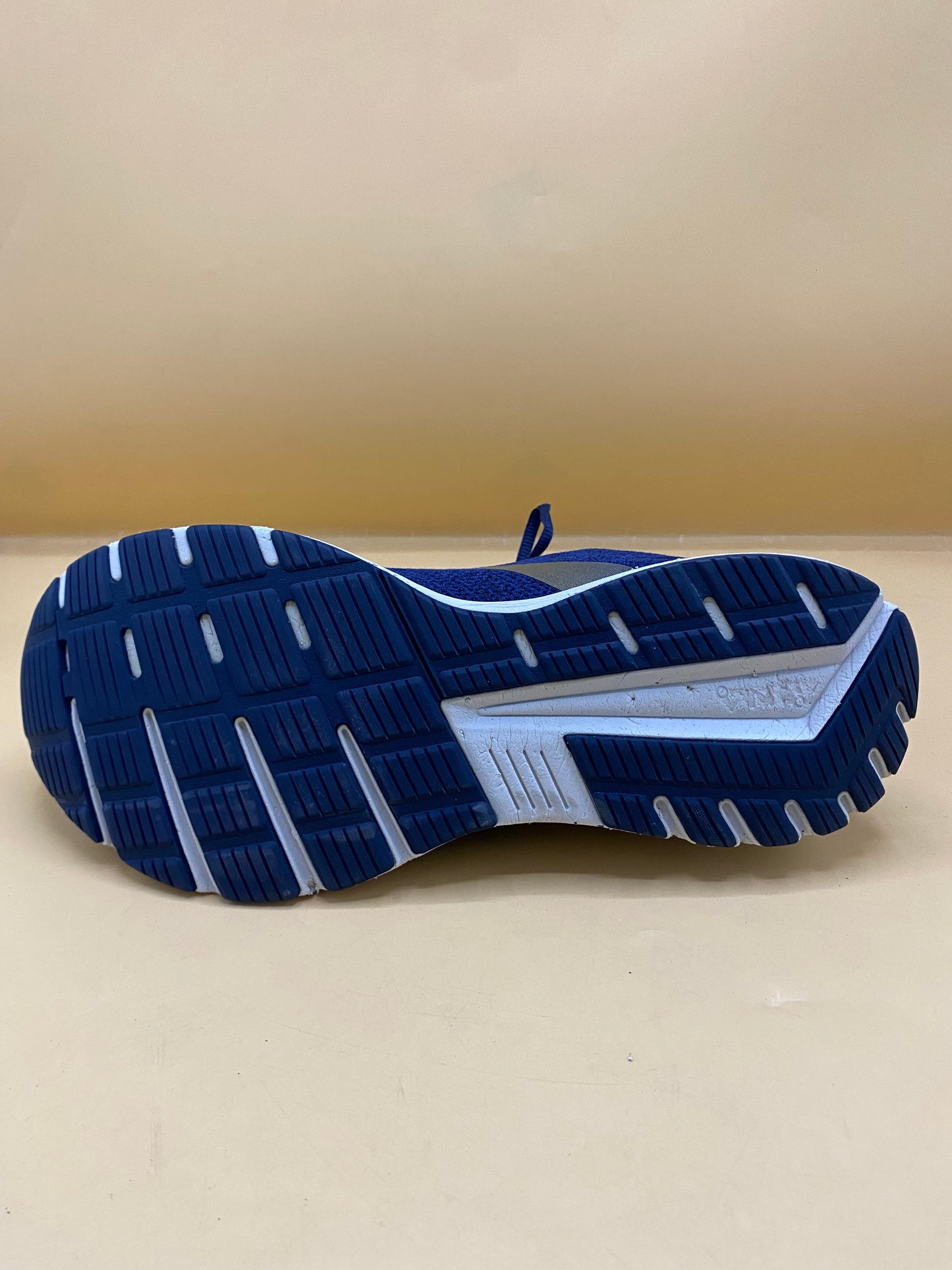 Anthem 3 Mens Size Blue Running Shoes