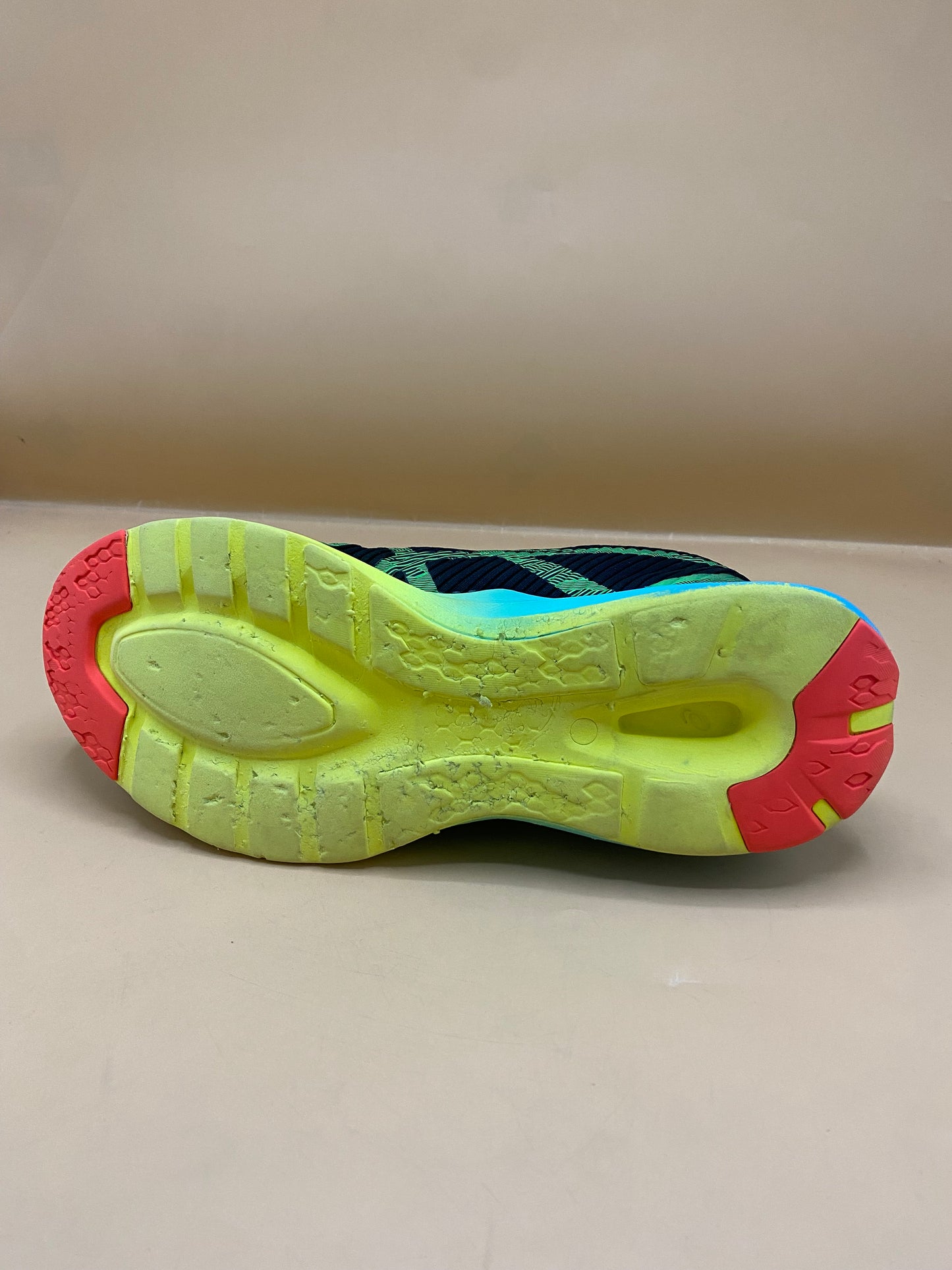 ASICS gel kayano 27