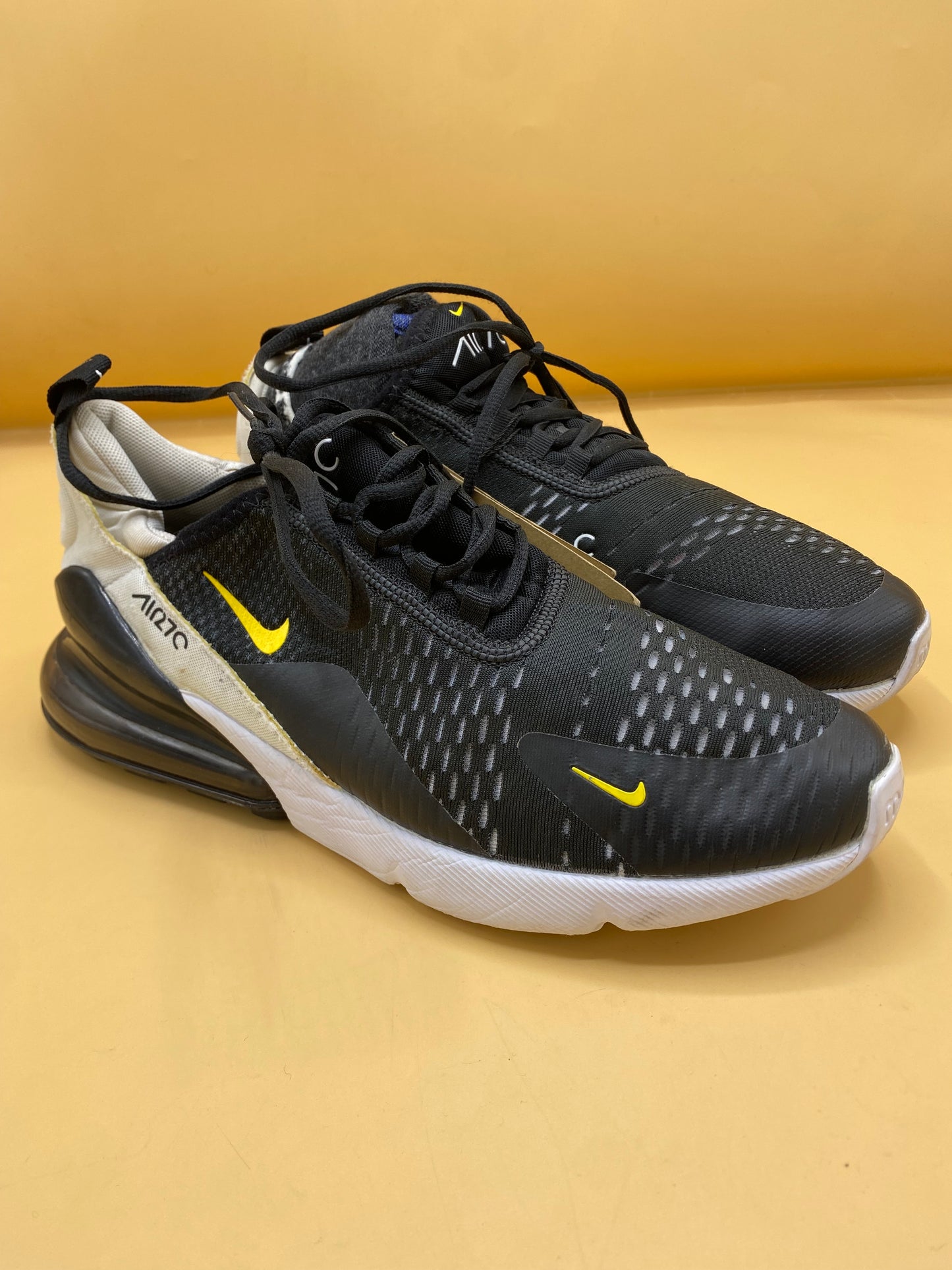 Nike Air Max 270 GS 943345-016
