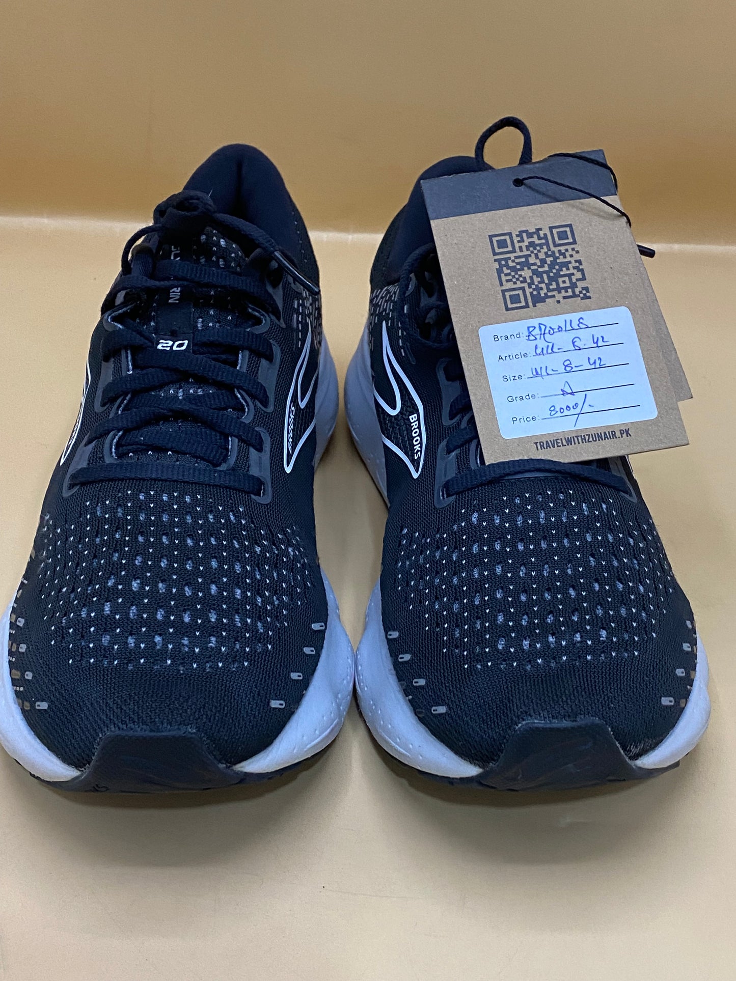 Brooks Sneakers Black/ White