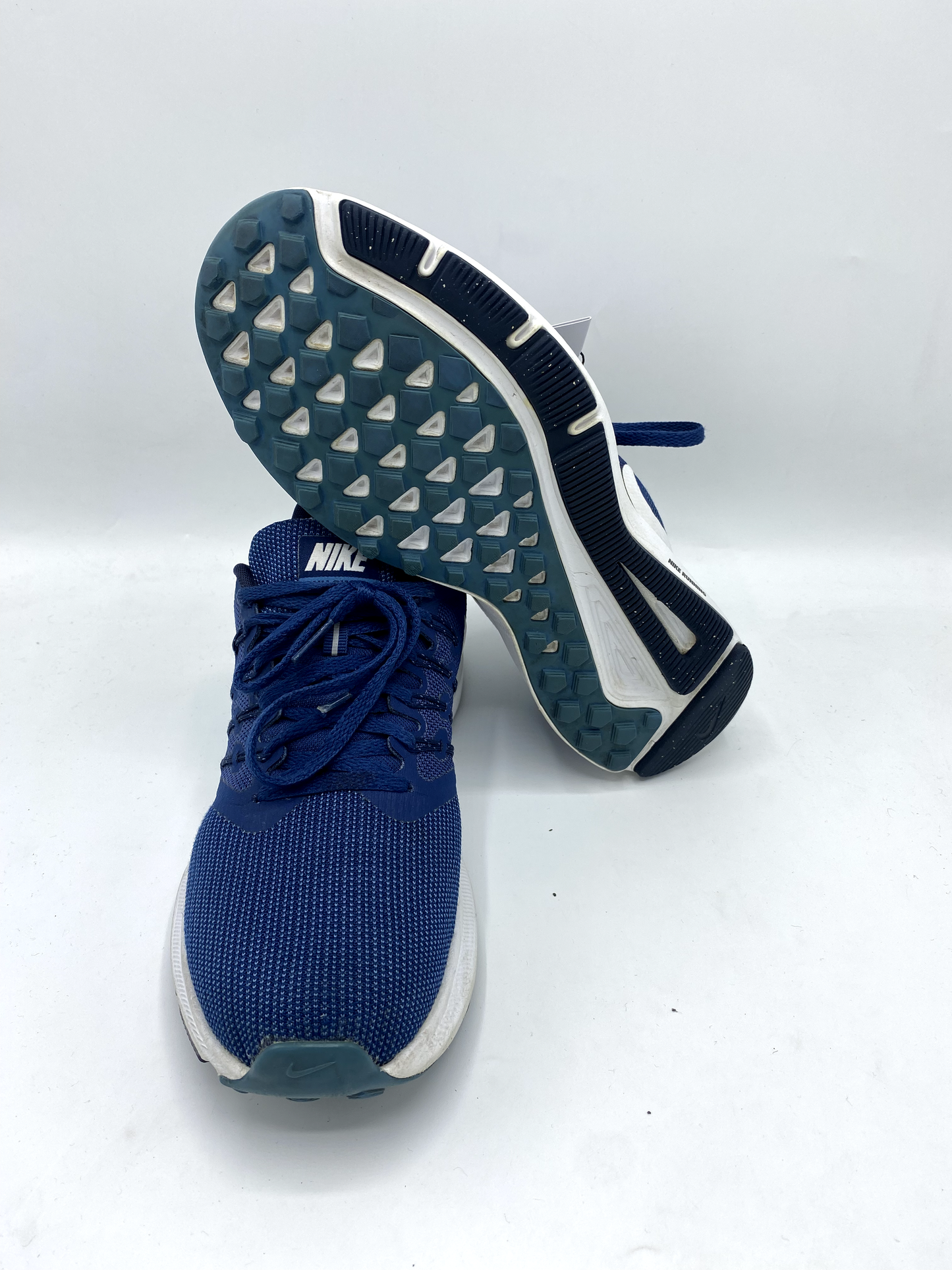 NIKE MEN'S SWIFT RUNNING SHOE